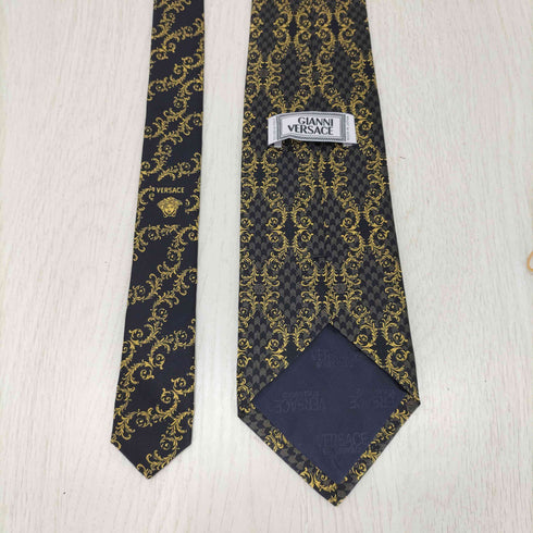 ジャンニヴェルサーチ GIANNI VERSACE イタリア製 総柄シルクネクタイ メンズ